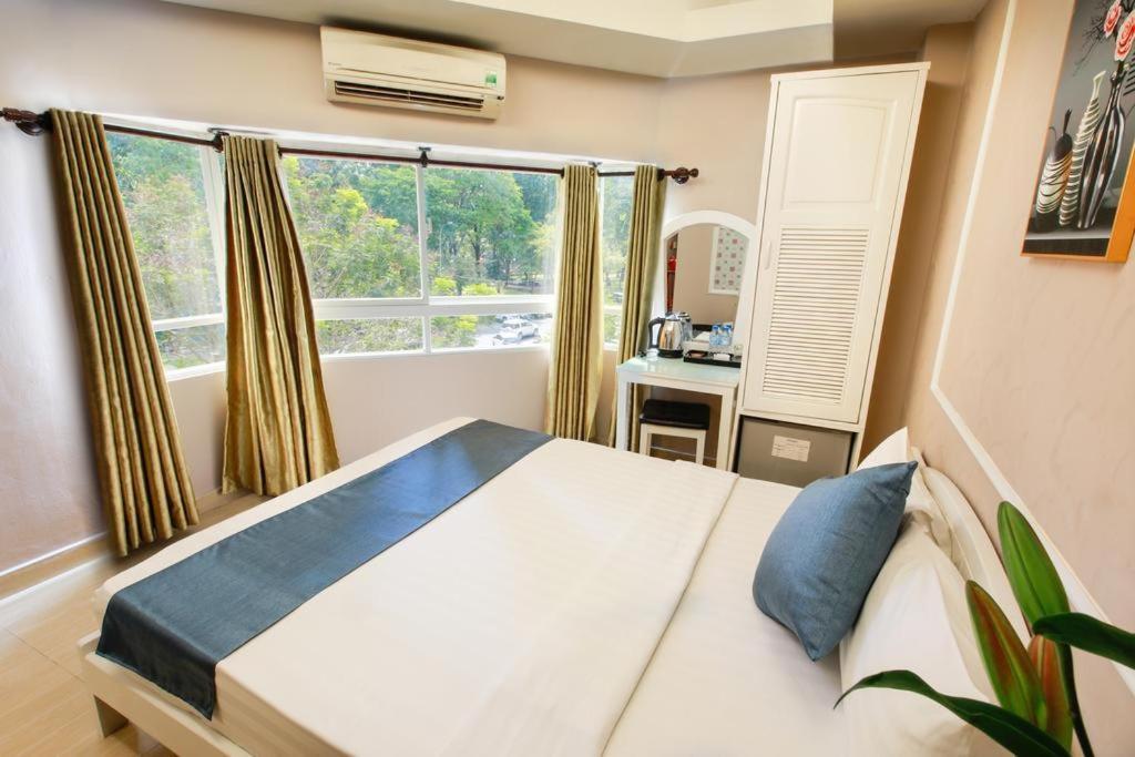 Cabana Saigon